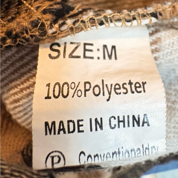 Medium Plaid Button Shacket - Black, White, Tan-very thick and comfortable - Picture 4 of 6